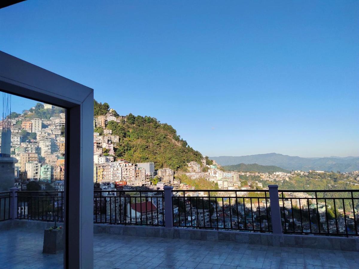 The 1998 Homestay Aizawl Exterior photo