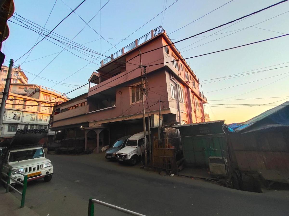 The 1998 Homestay Aizawl Exterior photo